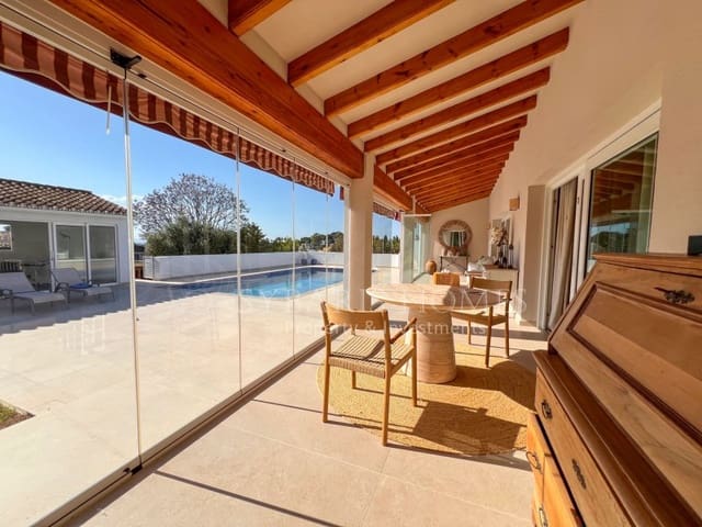 4 Zimmer Villa zu verkaufen in El Montgó, Dénia mit Pool Garage - 1.390.000 € (Ref: 9037032)