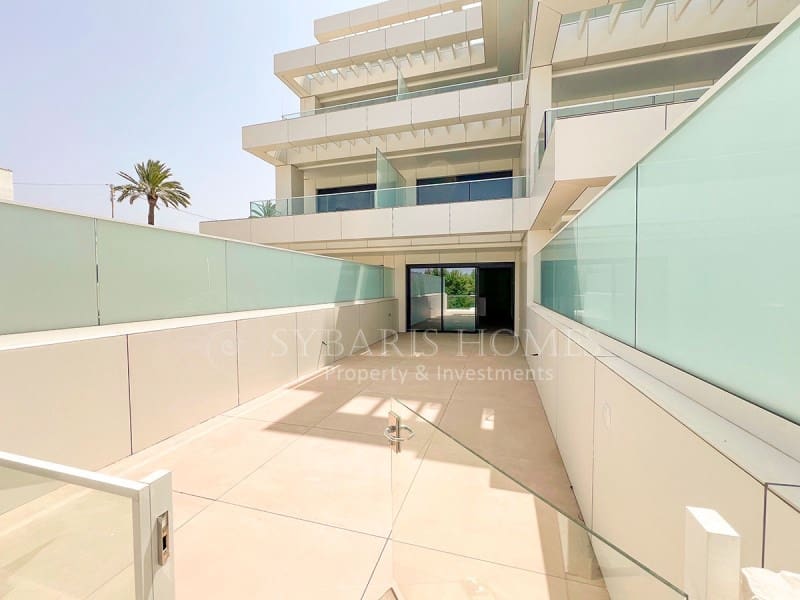 2 soverom Leilighet til salgs i Denia med svømmebasseng garasje - € 759 000 (Ref: 9073618)