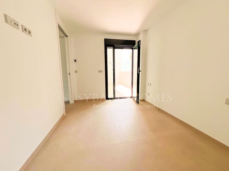 2 soverom Leilighet til salgs i Denia med svømmebasseng garasje - € 759 000 (Ref: 9073618)