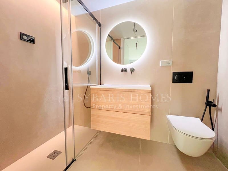 2 soverom Leilighet til salgs i Denia med svømmebasseng garasje - € 759 000 (Ref: 9073618)