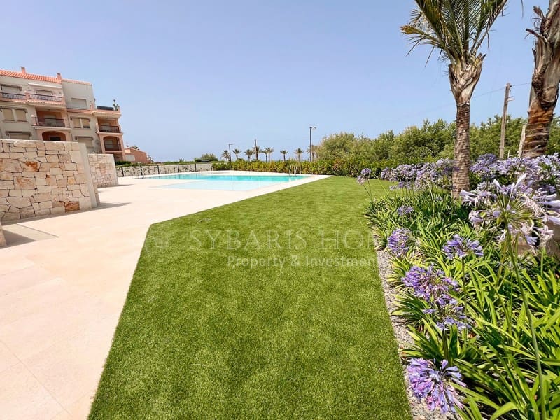 2 soverom Leilighet til salgs i Denia med svømmebasseng garasje - € 759 000 (Ref: 9073618)