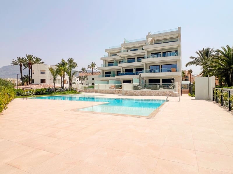 2 soverom Leilighet til salgs i Denia med svømmebasseng garasje - € 759 000 (Ref: 9073618)