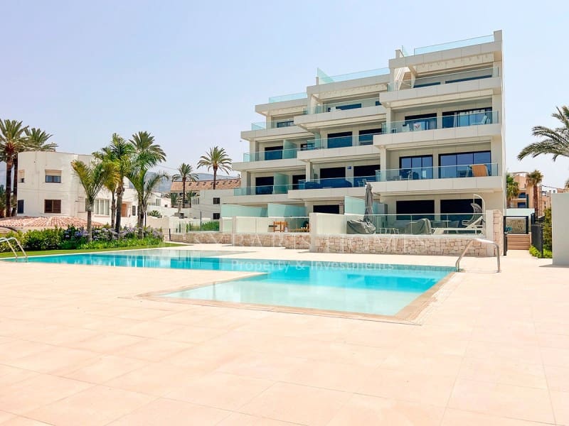 2 soverom Leilighet til salgs i Denia med svømmebasseng garasje - € 759 000 (Ref: 9073618)