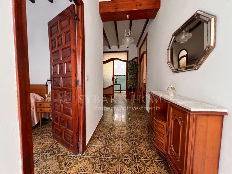 5 soveværelse Byhus til salg i Benidoleig - € 160.000 (Ref: 9095522)