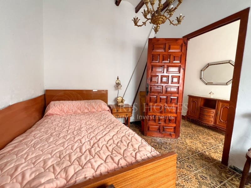 5 soveværelse Byhus til salg i Benidoleig - € 160.000 (Ref: 9095522)