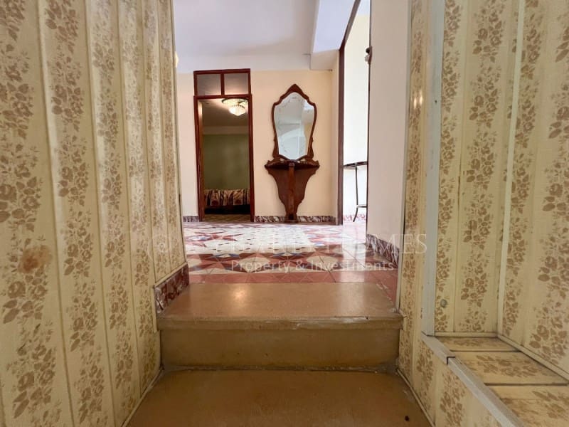 5 soveværelse Byhus til salg i Benidoleig - € 160.000 (Ref: 9095522)