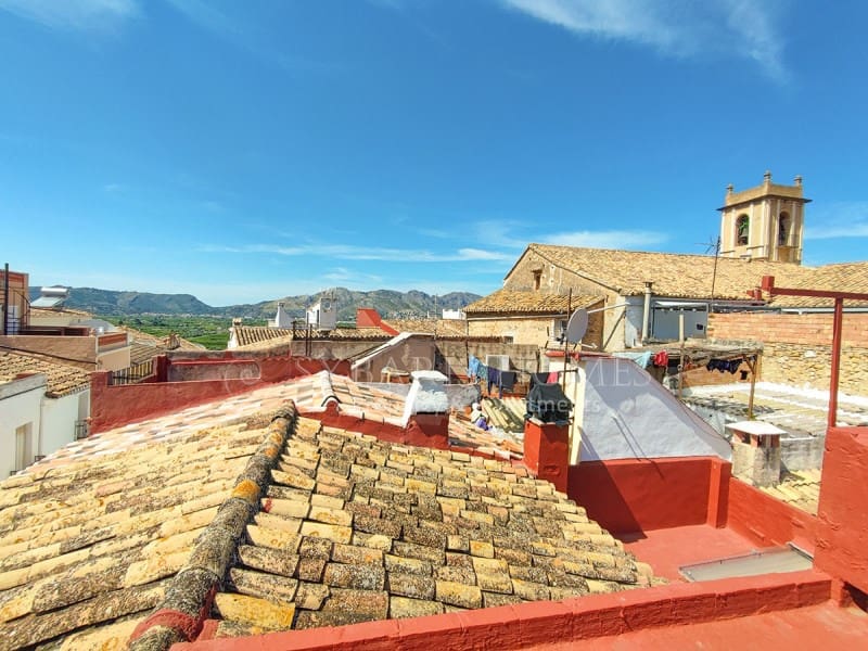 5 soveværelse Byhus til salg i Benidoleig - € 160.000 (Ref: 9095522)