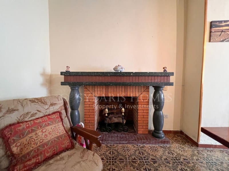 5 soveværelse Byhus til salg i Benidoleig - € 160.000 (Ref: 9095522)