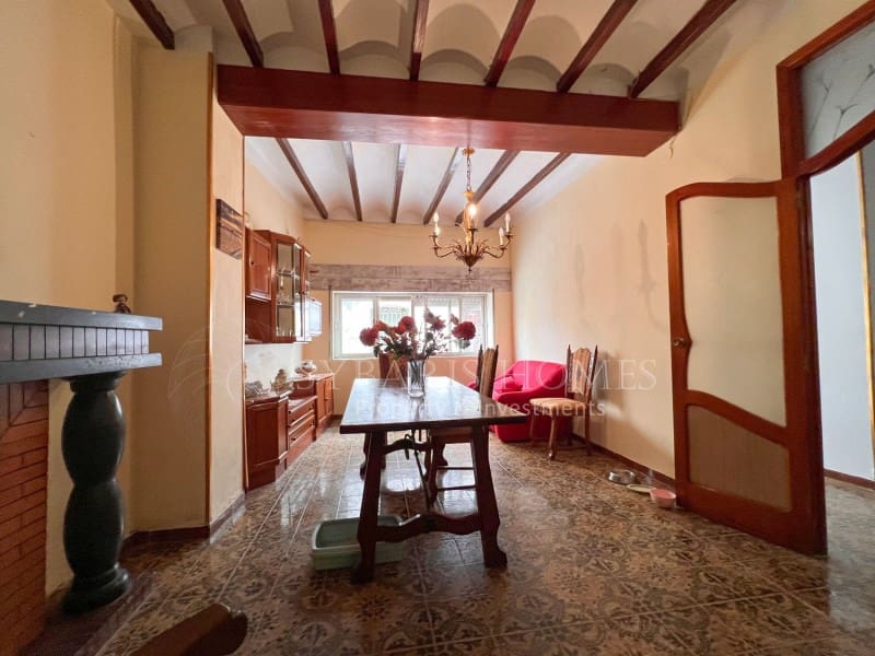 5 soveværelse Byhus til salg i Benidoleig - € 160.000 (Ref: 9095522)