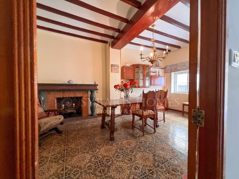 5 soveværelse Byhus til salg i Benidoleig - € 160.000 (Ref: 9095522)