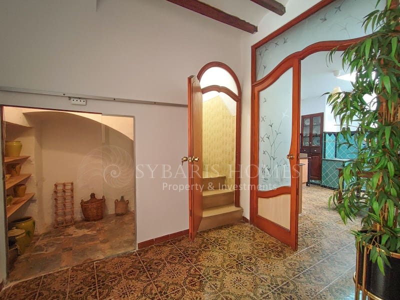 5 soveværelse Byhus til salg i Benidoleig - € 160.000 (Ref: 9095522)