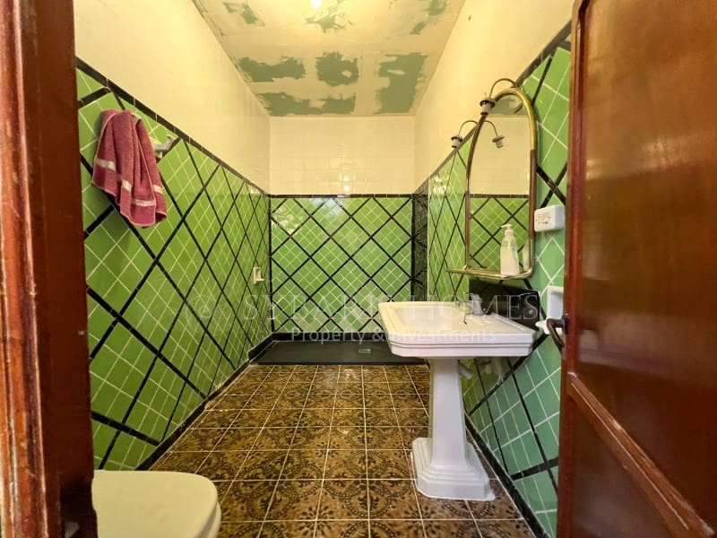 5 soveværelse Byhus til salg i Benidoleig - € 160.000 (Ref: 9095522)