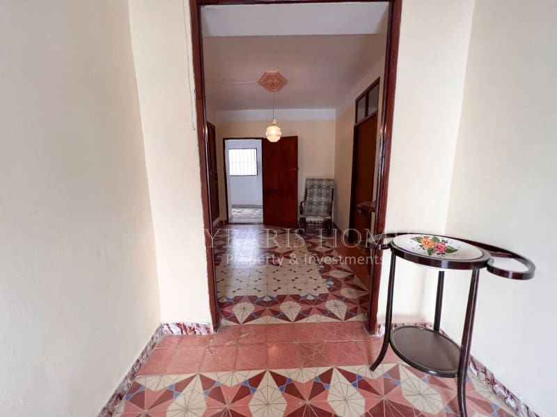 5 soveværelse Byhus til salg i Benidoleig - € 160.000 (Ref: 9095522)