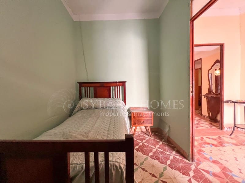 5 soveværelse Byhus til salg i Benidoleig - € 160.000 (Ref: 9095522)