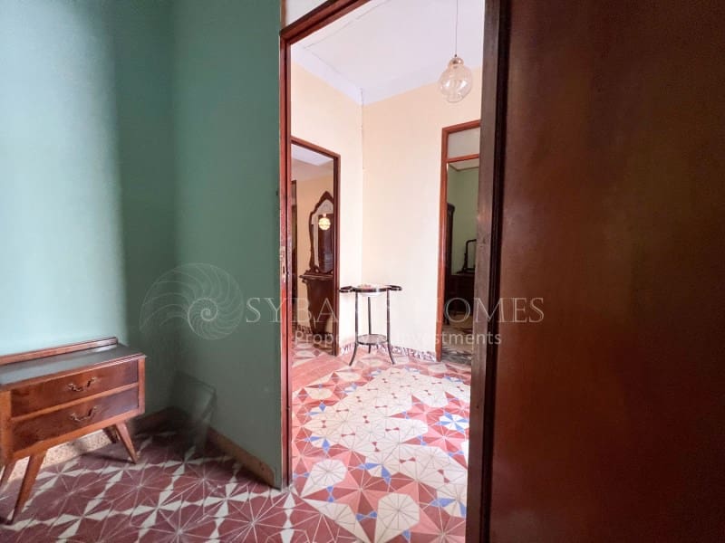 5 soveværelse Byhus til salg i Benidoleig - € 160.000 (Ref: 9095522)