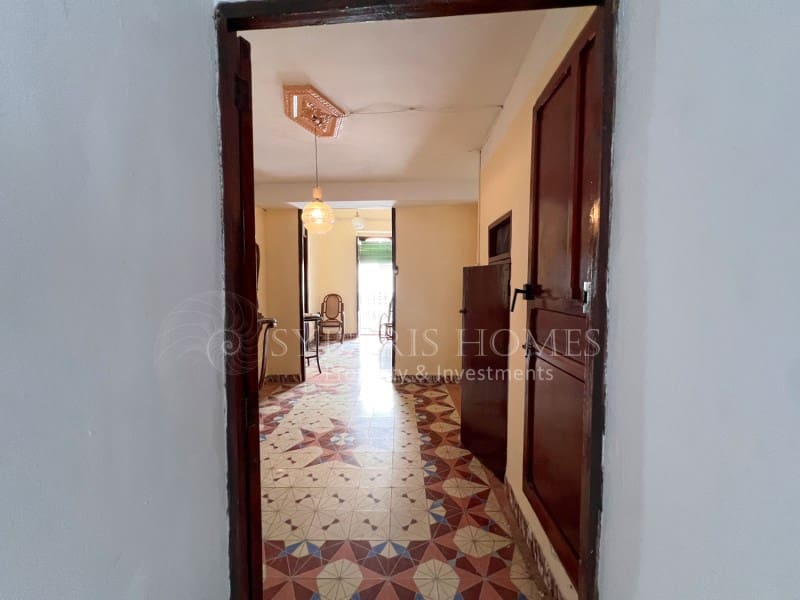 5 soveværelse Byhus til salg i Benidoleig - € 160.000 (Ref: 9095522)