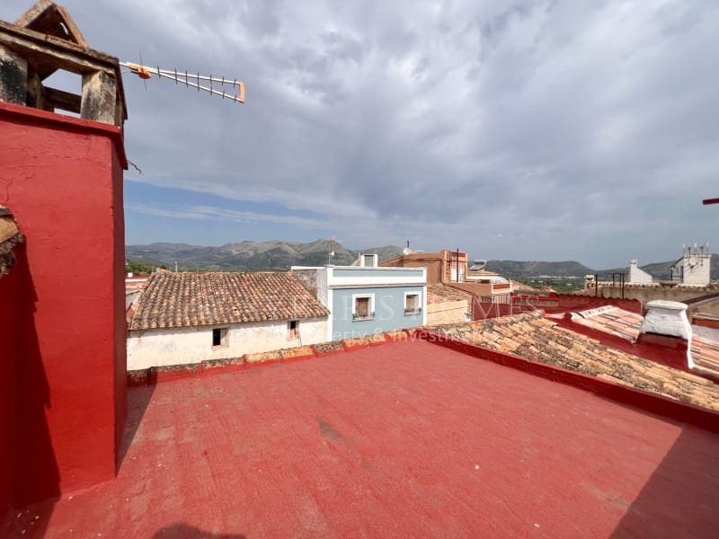 5 soveværelse Byhus til salg i Benidoleig - € 160.000 (Ref: 9095522)