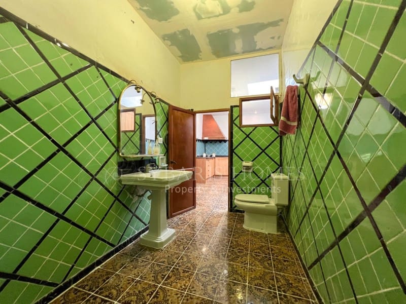 5 soveværelse Byhus til salg i Benidoleig - € 160.000 (Ref: 9095522)