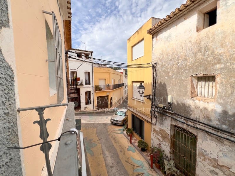 5 soveværelse Byhus til salg i Benidoleig - € 160.000 (Ref: 9095522)