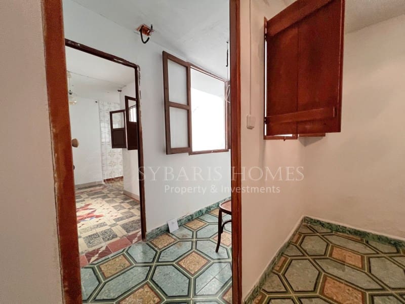 5 soveværelse Byhus til salg i Benidoleig - € 160.000 (Ref: 9095522)