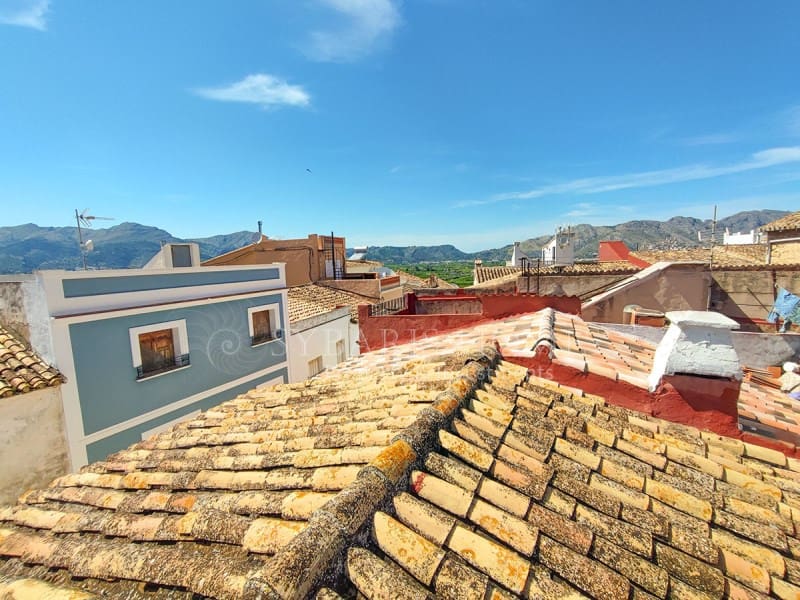 5 soveværelse Byhus til salg i Benidoleig - € 160.000 (Ref: 9095522)