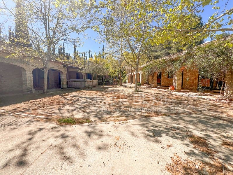 4 soveværelse Finca/Landehus til salg i Jalon / Xalo - € 1.600.000 (Ref: 9106772)