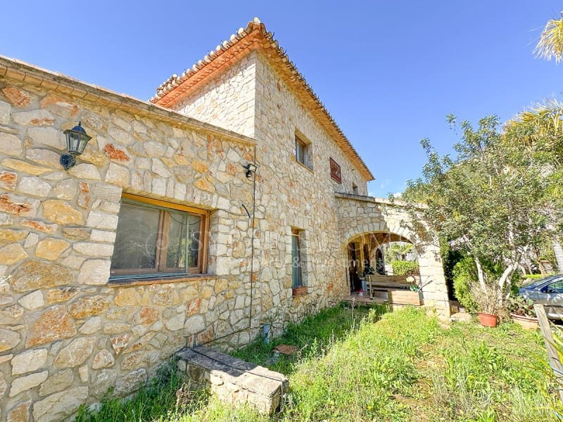 4 soveværelse Finca/Landehus til salg i Jalon / Xalo - € 1.600.000 (Ref: 9106772)