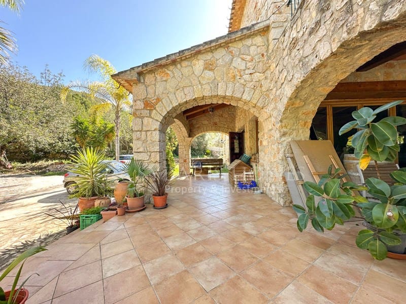 4 soveværelse Finca/Landehus til salg i Jalon / Xalo - € 1.600.000 (Ref: 9106772)