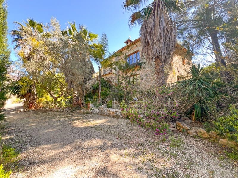 4 soveværelse Finca/Landehus til salg i Jalon / Xalo - € 1.600.000 (Ref: 9106772)