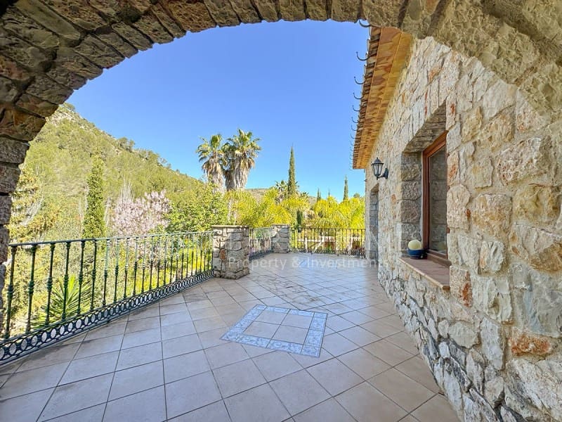 4 soveværelse Finca/Landehus til salg i Jalon / Xalo - € 1.600.000 (Ref: 9106772)