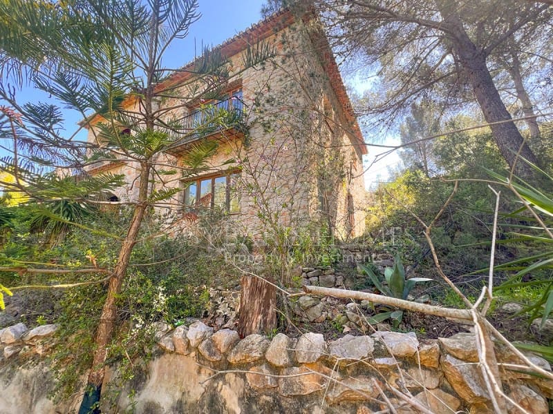 4 soveværelse Finca/Landehus til salg i Jalon / Xalo - € 1.600.000 (Ref: 9106772)