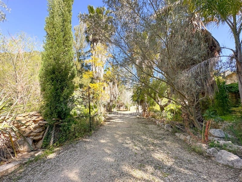 4 soveværelse Finca/Landehus til salg i Jalon / Xalo - € 1.600.000 (Ref: 9106772)