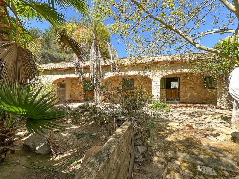 4 soveværelse Finca/Landehus til salg i Jalon / Xalo - € 1.600.000 (Ref: 9106772)