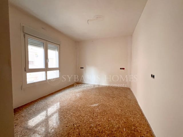 4 bedroom Apartment for sale in Saladar, Dénia - € 188,000 (Ref: 9192691)