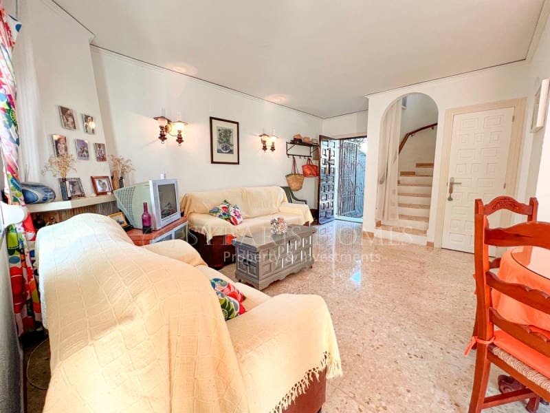 3 sovrum Hus till salu i Denia med pool garage - 309 000 € (Ref: 9202729)