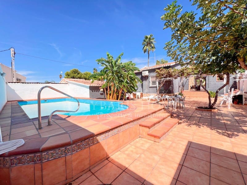 3 soverom Villa til salgs i Denia med svømmebasseng garasje - € 899 000 (Ref: 9218581)