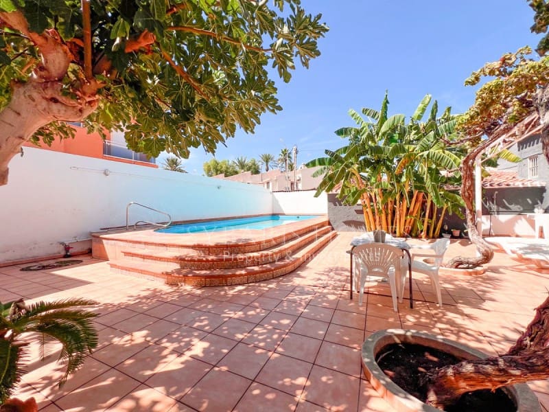 3 soverom Villa til salgs i Denia med svømmebasseng garasje - € 899 000 (Ref: 9218581)