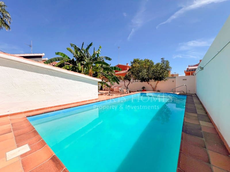 3 soverom Villa til salgs i Denia med svømmebasseng garasje - € 899 000 (Ref: 9218581)