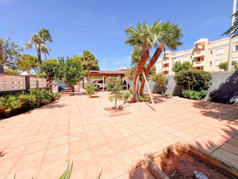 3 soverom Villa til salgs i Denia med svømmebasseng garasje - € 899 000 (Ref: 9218581)