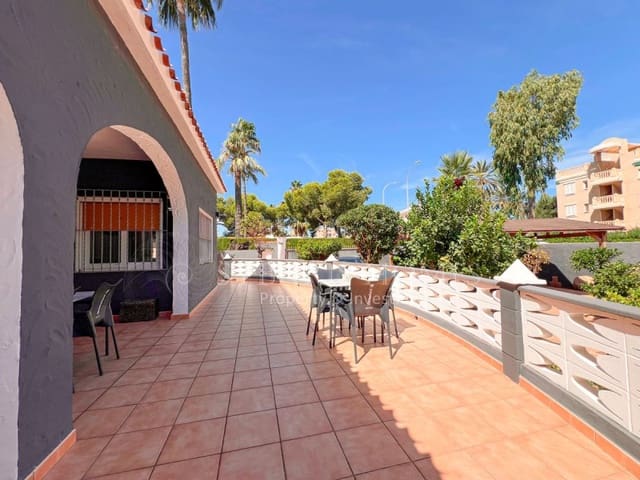 3 soverom Villa til salgs i Les Bovetes - La Felicidad, Dénia med svømmebasseng garasje - € 899 000 (Ref: 9218581)