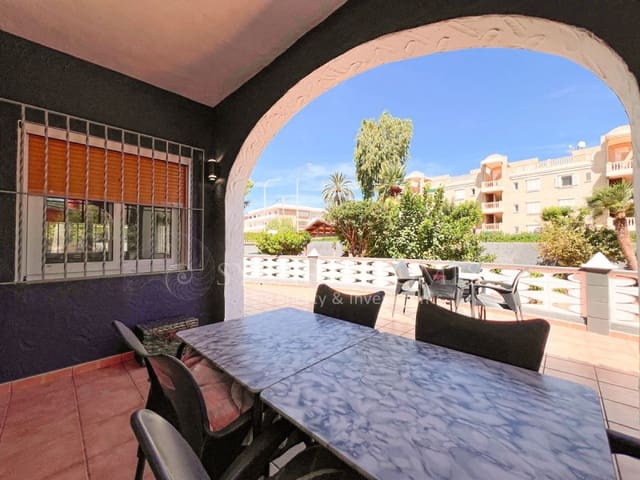 3 soverom Villa til salgs i Les Bovetes - La Felicidad, Dénia med svømmebasseng garasje - € 899 000 (Ref: 9218581)