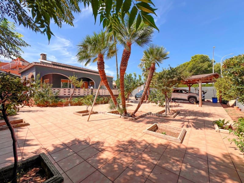 3 soverom Villa til salgs i Denia med svømmebasseng garasje - € 899 000 (Ref: 9218581)