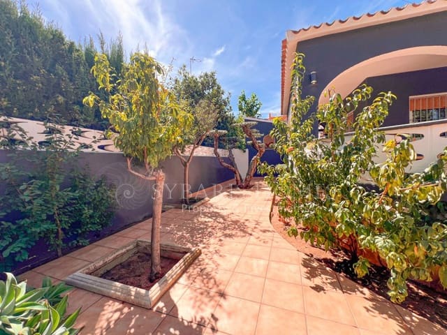 3 soverom Villa til salgs i Les Bovetes - La Felicidad, Dénia med svømmebasseng garasje - € 899 000 (Ref: 9218581)