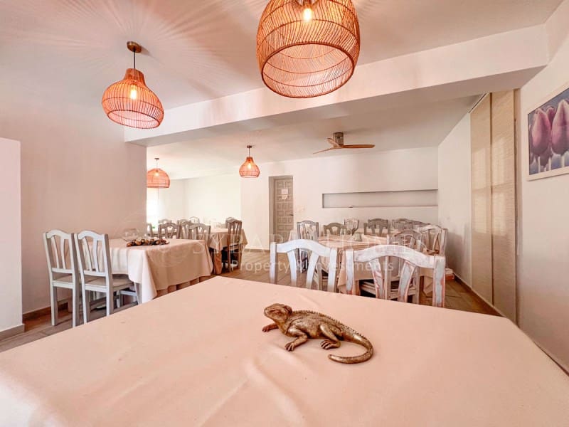 3 soverom Villa til salgs i Denia med garasje - € 500 000 (Ref: 9218583)