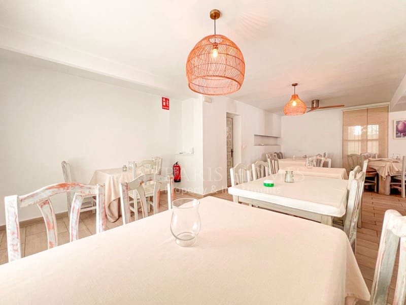 3 soverom Villa til salgs i Denia med garasje - € 500 000 (Ref: 9218583)