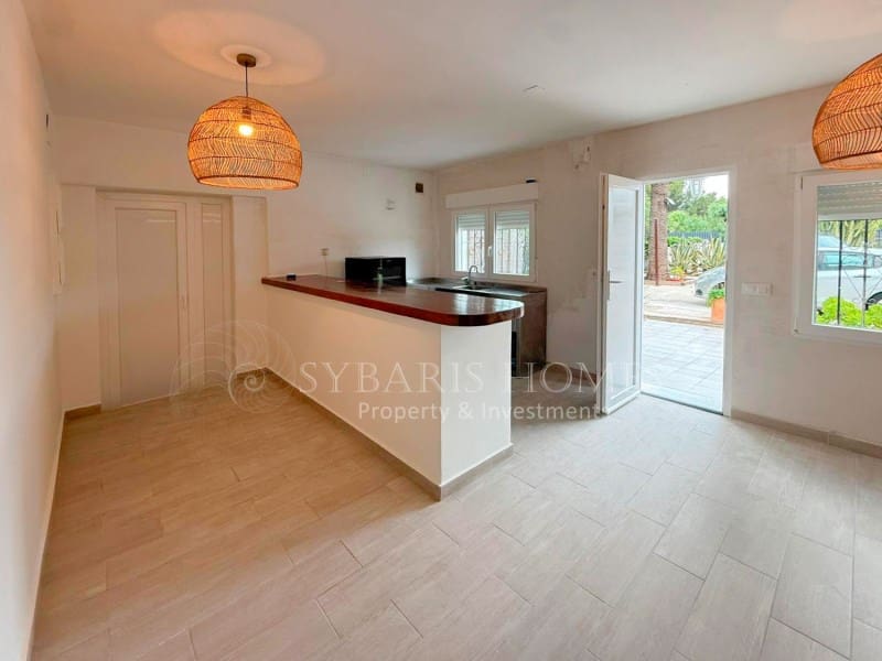 5 soverom Villa til salgs i Denia med garasje - € 590 000 (Ref: 9218583)