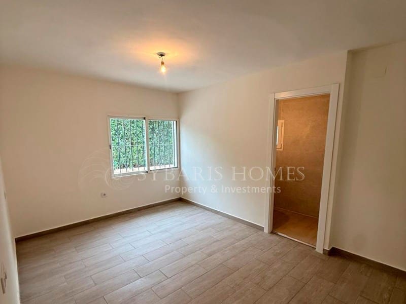 5 soverom Villa til salgs i Denia med garasje - € 590 000 (Ref: 9218583)