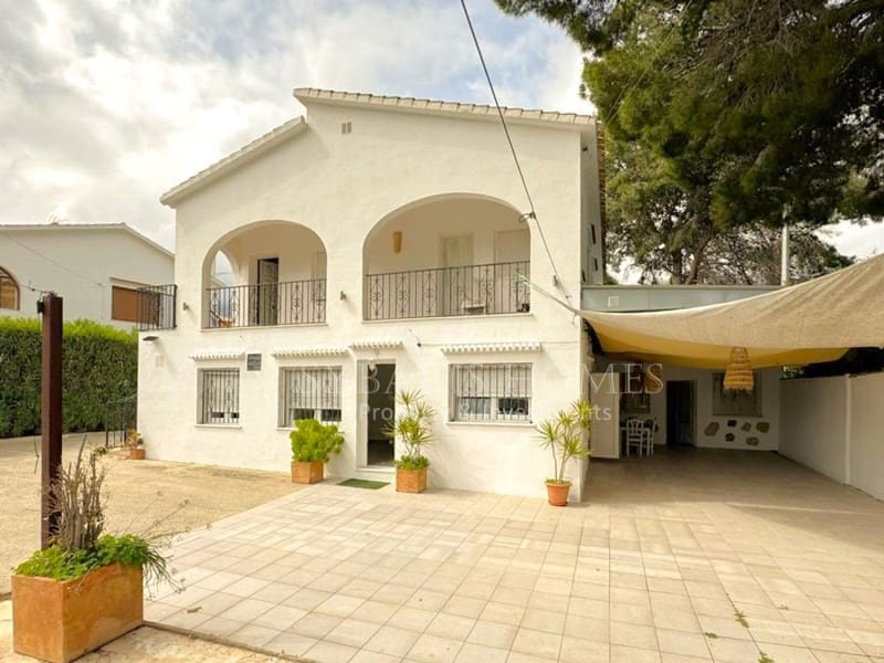 5 soverom Villa til salgs i Denia med garasje - € 590 000 (Ref: 9218583)