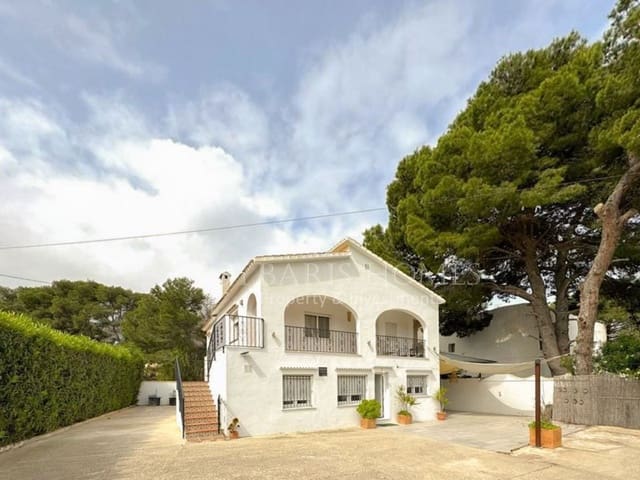 5 quarto Moradia para venda em Las Rotas / Les Rotes, Dénia com garagem - 590 000 € (Ref: 9218583)
