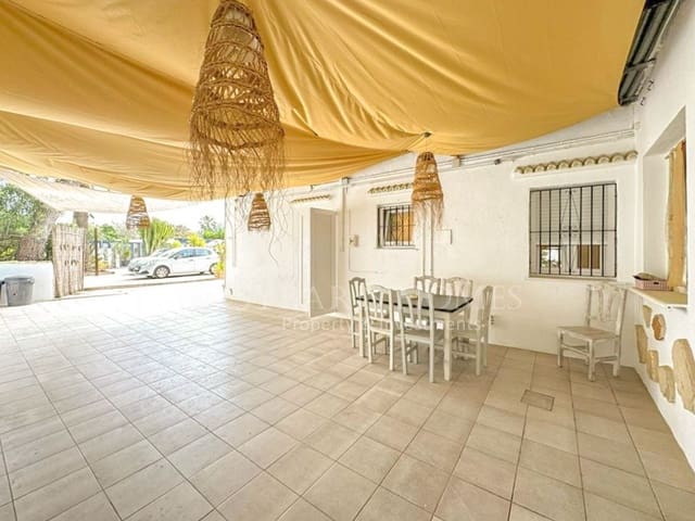 5 quarto Moradia para venda em Las Rotas / Les Rotes, Dénia com garagem - 590 000 € (Ref: 9218583)